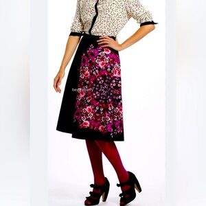 ANTHROPOLOGIE Vanessa Virginia Crystallized Fuchsia A-line Midi Skirt w/ Pockets
